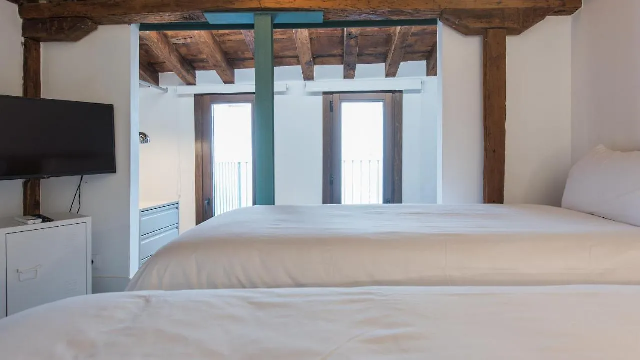 Apartment Ferienwohnung La Casa De La Tuerta By Toledo Ap