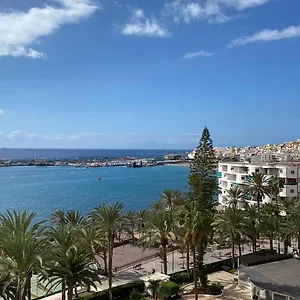 https://guayero-los-cristianos-sea-view.tenerifehoteles.net
